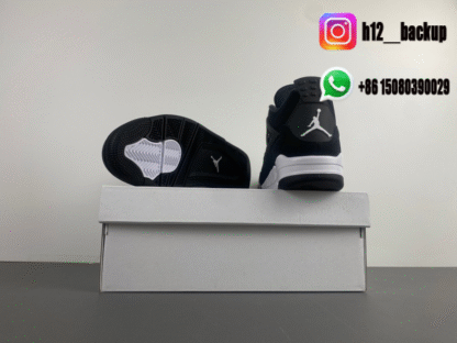Air Jordan 4 Retro White Thunder FQ8213-001 - Image 6