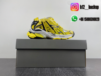 Balenciaga Runner 7.5 yellow black 677402-W2RD3-0510 - Image 6