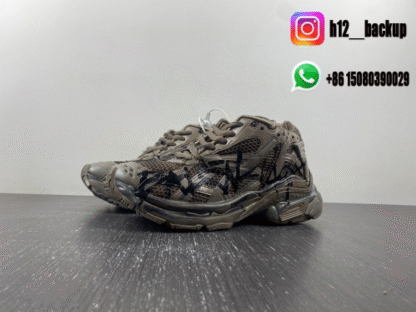Balenciaga Runner 7.5 brown 677403-W3RBQ-2010 - Image 2