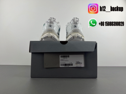 Balenciaga 7.5 white blue 772774-W3RNY-0133 - Image 7