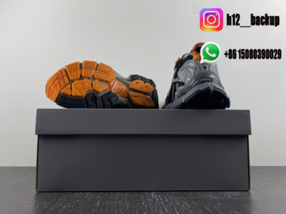 Balenciaga Runner 7.5 Carbon Gray Orange 772774-W3RNY-4018 - Image 5