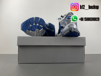 Balenciaga 7.5 Royal blue differentiation white gray 772774-WRUNG 2410 - Image 5