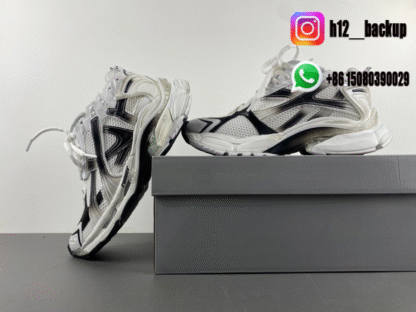 Balenciaga 7.5 White and black differentiated color 772774 WRUNG 9010 - Image 6
