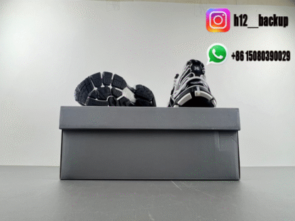 Balenciaga 7.5 Black  White 779064-W3RBXP-0213 - Image 6