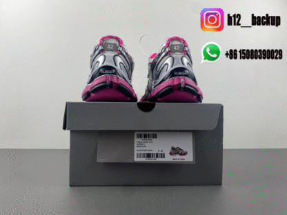 Balenciaga Runner 7.5 gray black red 779066-W3RBXP-5418 - Image 6