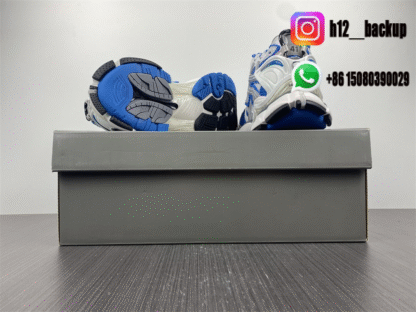 Balenciaga Runner 7 Blue White 772774-W3RNY-DI2 - Image 4