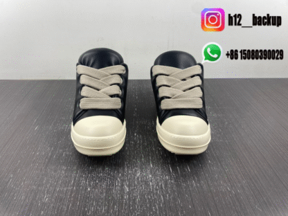 Jumbo Laced Padded Low Black White RU02C7893 LLPW2 - Image 5