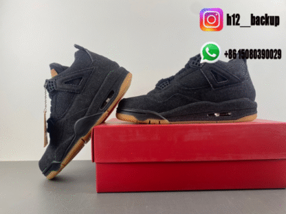 Levi's x Air Jordan 4 Retro A02571-001 - Image 6