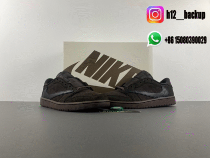 Travis Scott x Air Jordan 1 Low OG “ DM7866-202