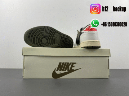 Travis Scott x Air Jordan 1 Low OG DM7866-200 - Image 6
