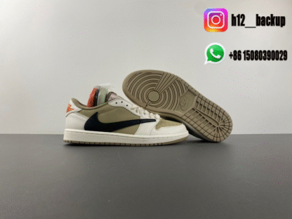 Travis Scott x Air Jordan 1 Low DZ137-701 - Image 3